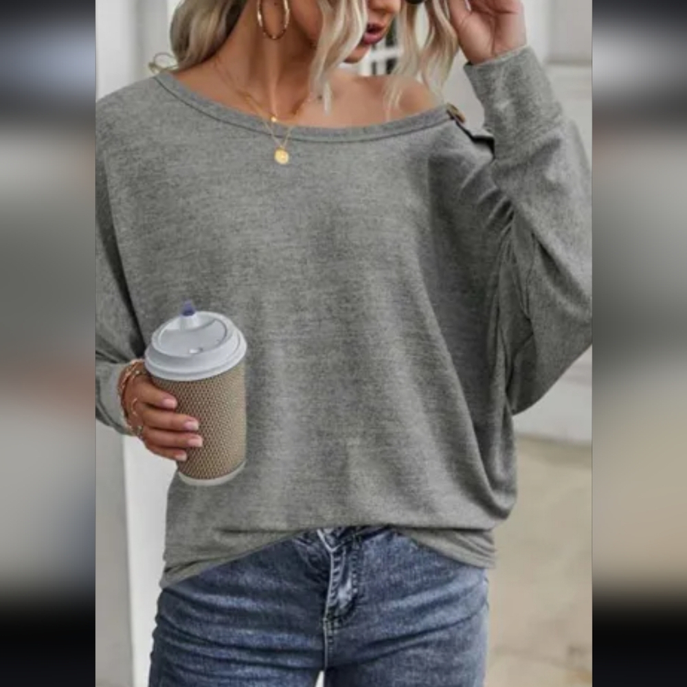 New Dolman Gray Casual top button detail - Picture 6 of 9
